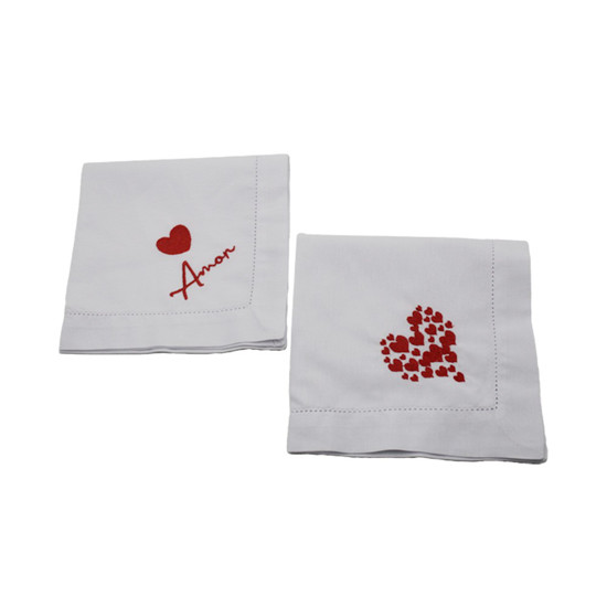 Imagem GUARDANAPO BORDADO CORAÇÃO COR BRANCO E VERMELHO 1 UNIDADE 