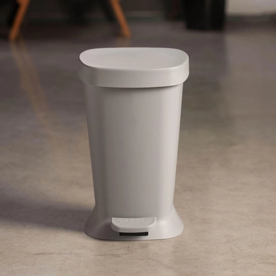 Imagem LIXEIRA COM PEDAL 5L NEW SQUARE EM POLIPROPILENO CINZA FRIO 31,5X23X18CM - COZA
