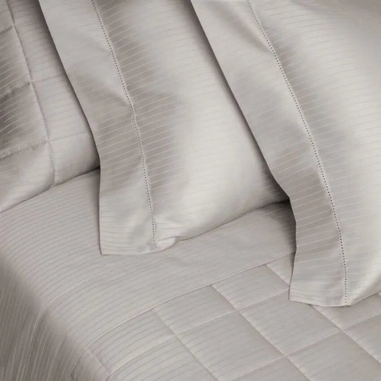 Imagem JOGO DE CAMA SOLTEIRO CETIM 300 FIOS BUDDEMEYER DAMASK STRIPES 100% ALGODÃO PENTEADO PRATA 3 PEÇAS