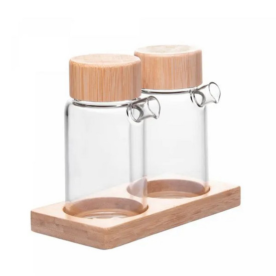 Imagem CONJUNTO 2 GALHETEIROS DE VIDRO BOROSSILICATO COM TAMPA E SUPORTE DE BAMBU 170ML