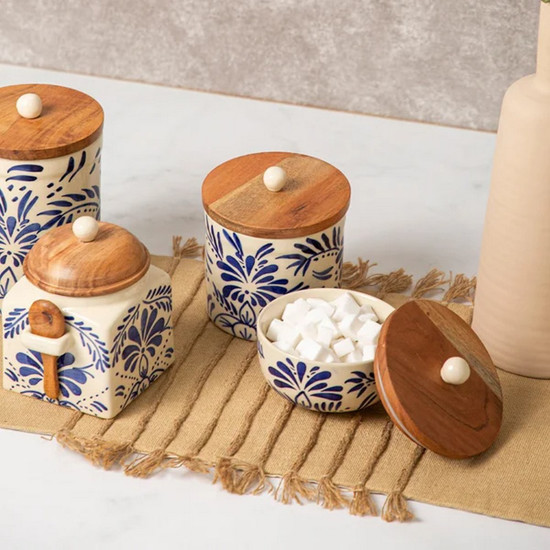 Imagem POTICHE COM TAMPA VERSAILLES NARSCISO EM CERÂMICA ARTESANAL 9X12CM - COPA&CIA