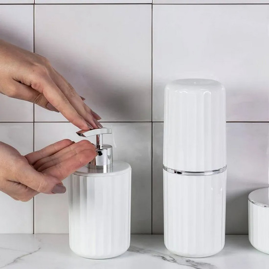 Imagem PORTA SABONETE LÍQUIDO 400ML GROOVE COR BRANCO 400ML EM PS (POLIESTIRENO) 8X8X15,5CM 