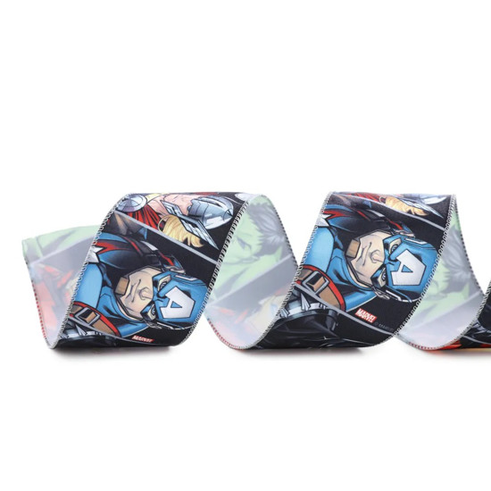 Imagem FITA DECORATIVA DE CETIM OS VINGADORES 6,3CM X 9,14 METROS - CROMUS 