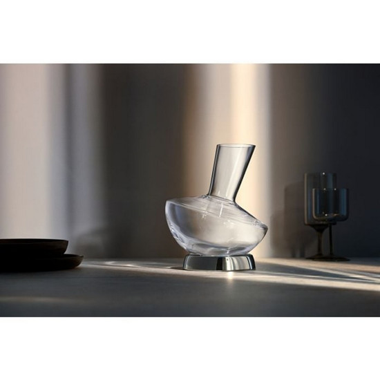 Imagem DECANTADOR EM VIDRO TRANSPARENTE COM BASE EM INOX 750ML 23X17X17 CM