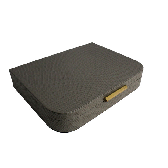 Imagem CAIXA DECORATIVA EM CORINO E MDF CINZA 6X33X25 CM