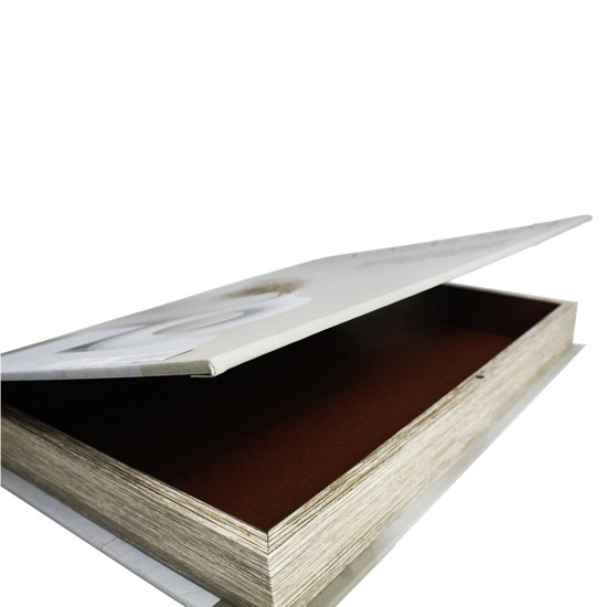 Imagem LIVRO CAIXA DECORATIVO CINZA EM MADEIRA E COURINO 5X36X27 CM