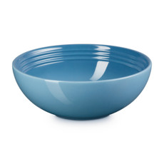 Imagem de BOWL DE SERVIR EM CERÂMICA AZUL CHAMBRAY 2,2L  8,8X23,9X23,9 CM - LE CREUSET - Le Creuset Do Brasil Ltda 