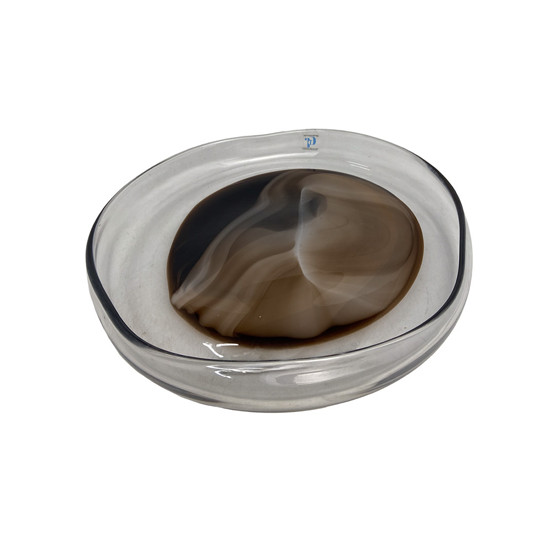 Imagem CENTRO DE MESA REDONDO EM VIDRO TRANSPARENTE E DETALHES MARROM 30X32X5 CM