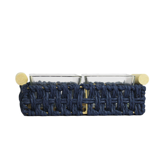 Imagem BANDEJA RETANGULAR DECORATIVA EM CESTARIA AZUL COM 2 RECIPIENTES EM VIDRO - ENTRECASA